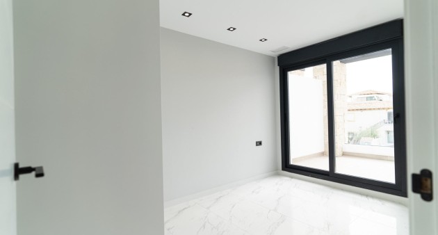 Nybygg - Villa - Orihuela costa - Punta Prima