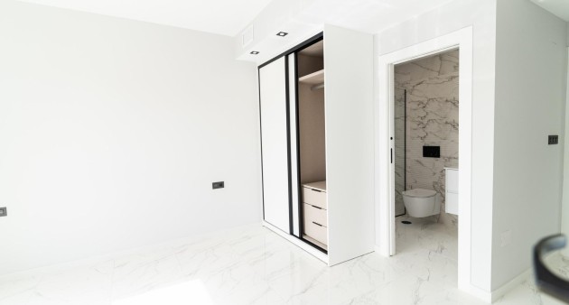 Nybygg - Villa - Orihuela costa - Punta Prima