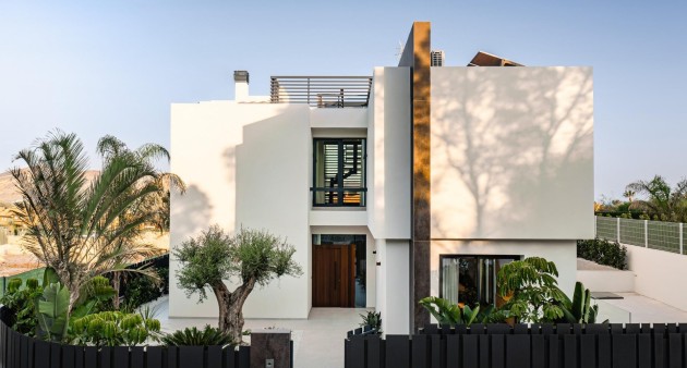 Nueva construcción  - Chalet - La Nucia - Coblanca