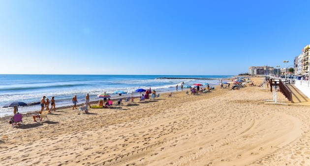 Sprzedaż - Apartament - Torrevieja