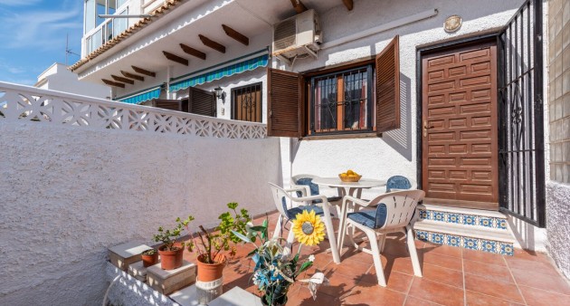 Sprzedaż - Apartament - Torrevieja