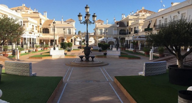 Novostavba - Villa - Pilar de La Horadada - pueblo