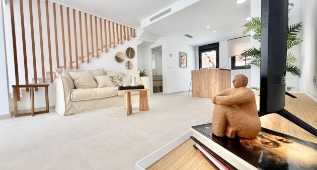 New Build - Town House - Cox - San Fernando