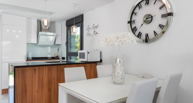 Sale - Apartment - El Raso