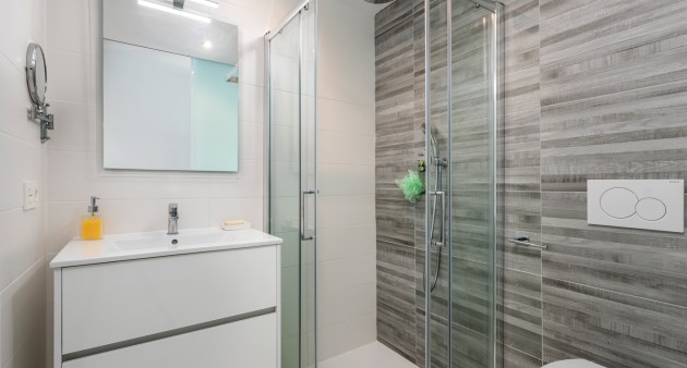 Sale - Apartment - El Raso