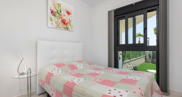 Sale - Apartment - El Raso