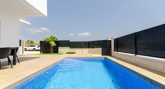 Nueva construcción  - Chalet - Orihuela - Vistabella Golf