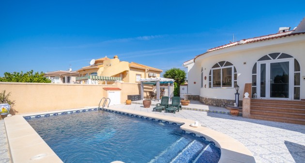 Sale - Villa - Ciudad Quesada - Rojales