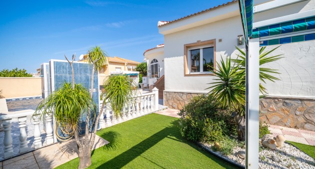 Sale - Villa - Ciudad Quesada - Rojales