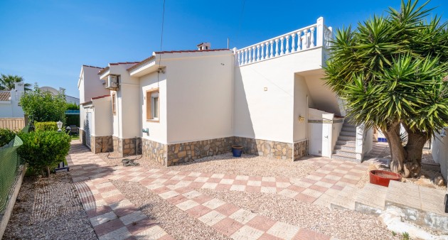 Sale - Villa - Ciudad Quesada - Rojales