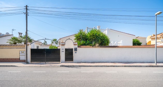 Sale - Villa - Ciudad Quesada - Rojales