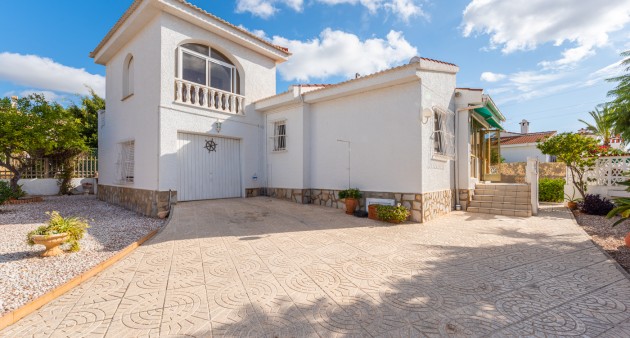 Prodej - Villa - Ciudad Quesada - Rojales