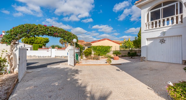 Prodej - Villa - Ciudad Quesada - Rojales