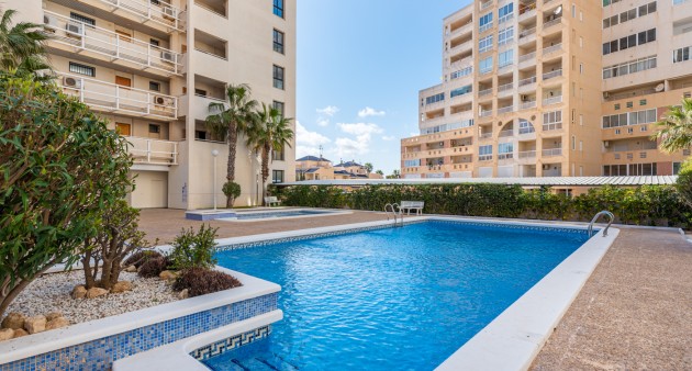 Venta - Piso - Torrevieja