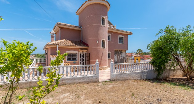 Sale - Villa - Ciudad Quesada - Rojales