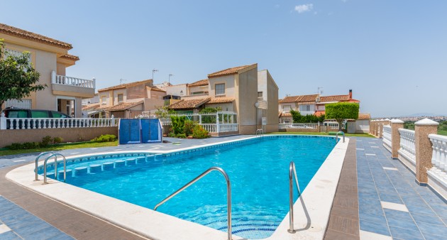 Sale - Townhouse - Guardamar del Segura