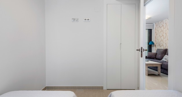 Sprzedaż - Apartament - Torrevieja