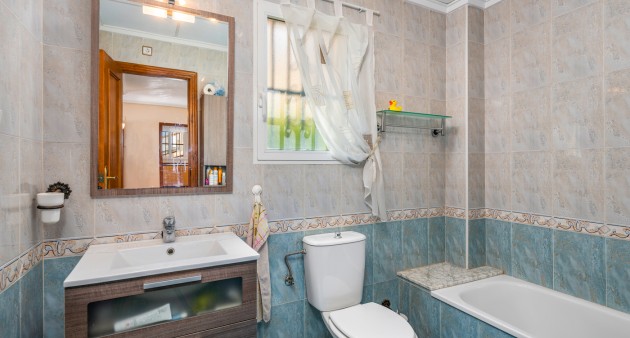 Venta - Chalet - Algorfa - Algorfa - Urb. Montebello