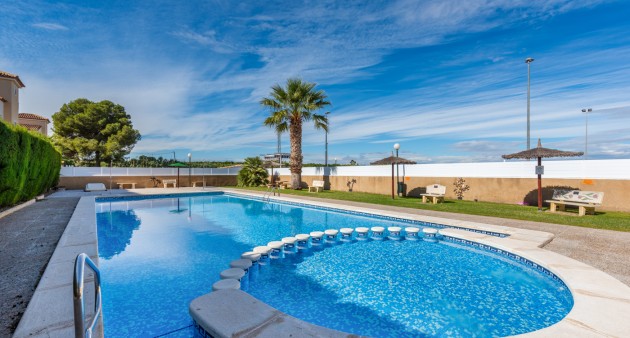 Venta - Chalet - Algorfa - Algorfa - Urb. Montebello