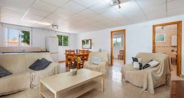 Sprzedaż - Posiadłość wiejska - Sax