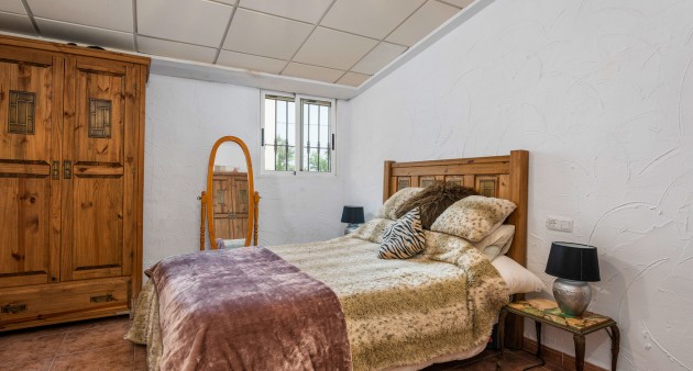 Sprzedaż - Posiadłość wiejska - Sax