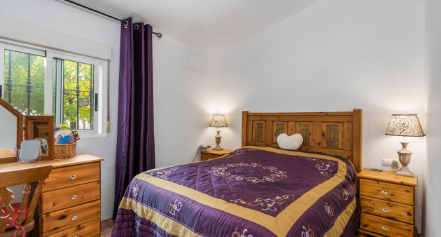 Sprzedaż - Posiadłość wiejska - Sax