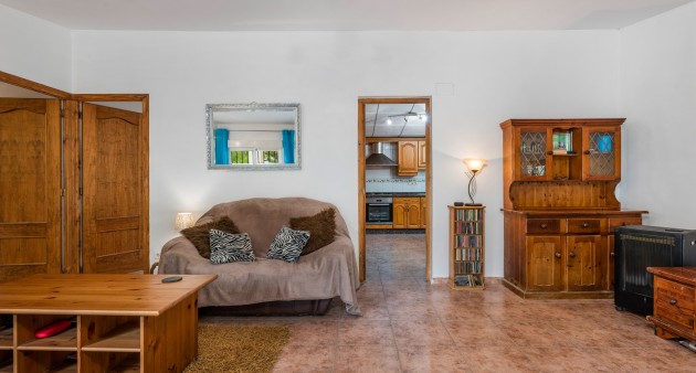 Sprzedaż - Posiadłość wiejska - Sax