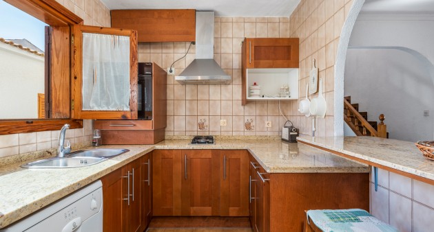 Sale - Townhouse - Orihuela costa - La Zenia