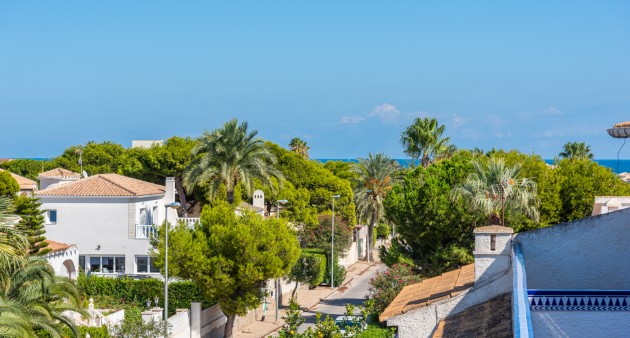 Sale - Townhouse - Orihuela costa - La Zenia