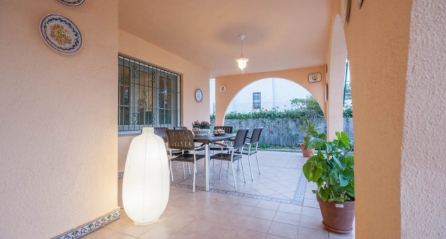 Sale - Villa - La Zenia