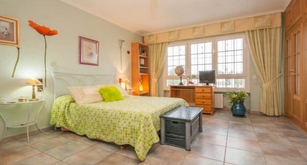 Sale - Villa - La Zenia