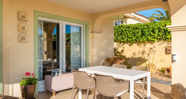 Vente - Villa - San Fulgencio - Oasis