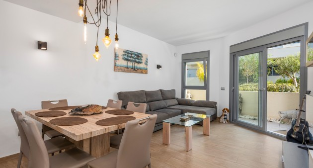 Verkoop - Chalet - Torrevieja - La veleta