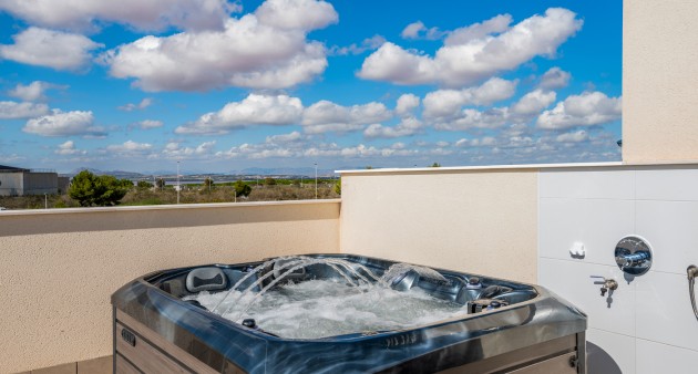 Verkoop - Chalet - Torrevieja - La veleta