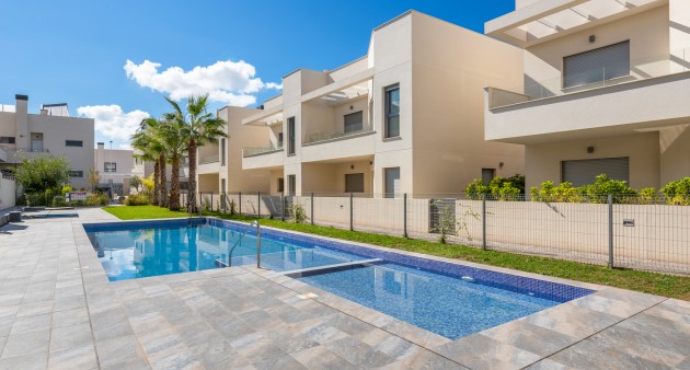 Verkoop - Chalet - Torrevieja - La veleta