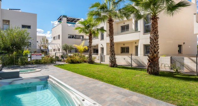 Verkoop - Chalet - Torrevieja - La veleta