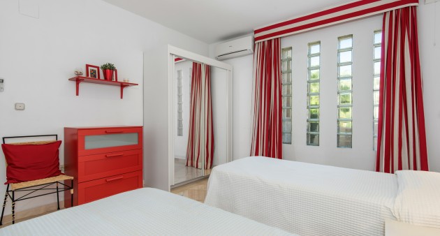 Sprzedaż - Willa - Alicante - El Campello