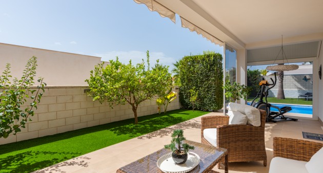 Sale - Chalet - La Marina