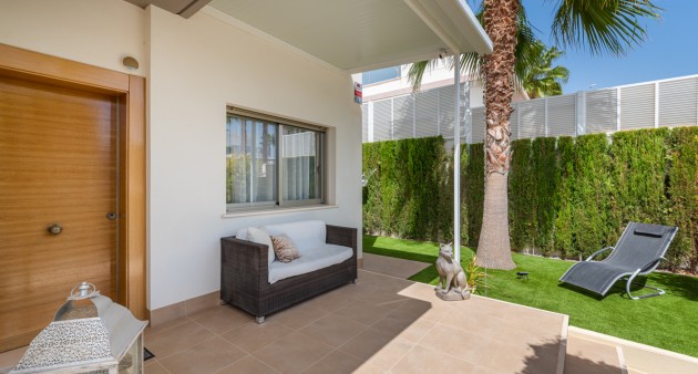 Sale - Chalet - La Marina