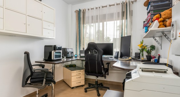 Sale - Chalet - La Marina