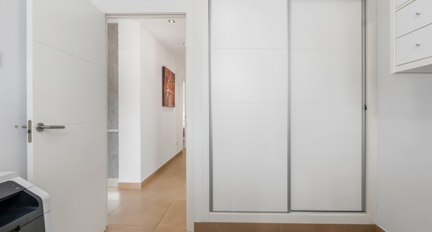 Sale - Chalet - La Marina