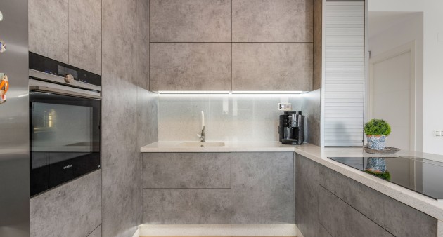 Sale - Chalet - La Marina