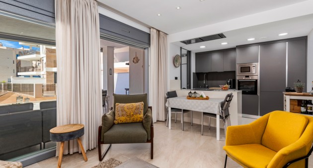 Sale - Apartment - Cabo Roig