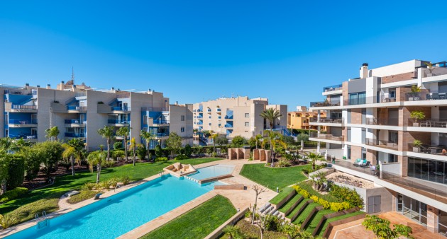 Sale - Apartment - Cabo Roig